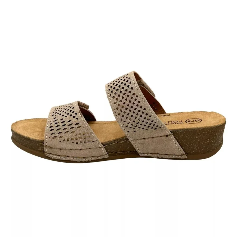 White Mountain Women's Wedge Leather Sandals Size 8 Taupe Adjustable Straps